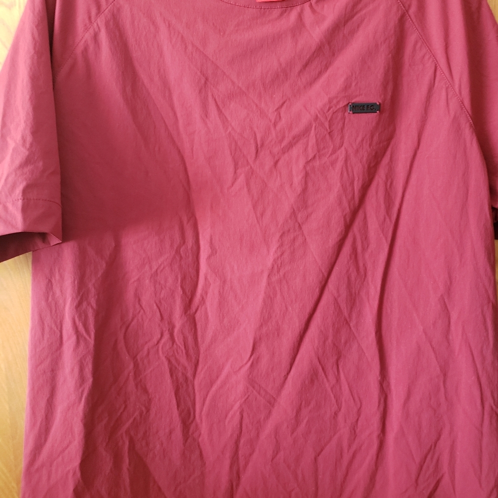 Nike F.C short sleeve pullover